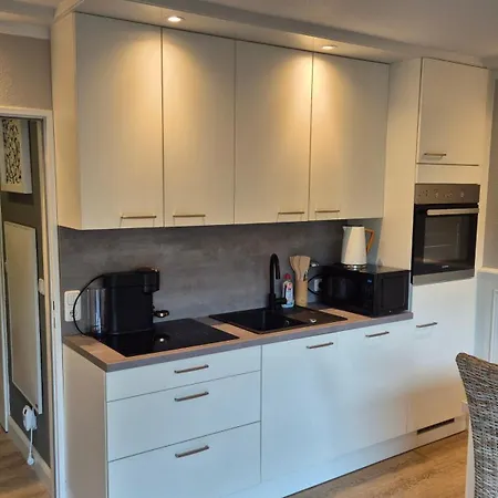 & Breeze Mit Terrasse Appartement Scharbeutz