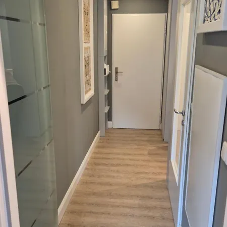 & Breeze Mit Terrasse