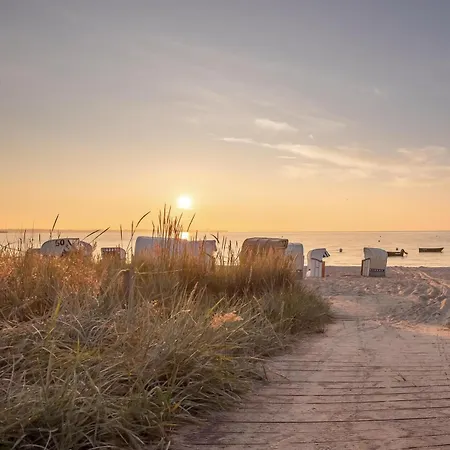 & Breeze Mit Terrasse Scharbeutz