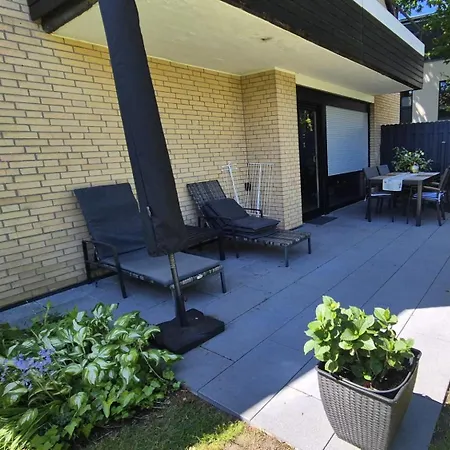 & Breeze Mit Terrasse Appartement Scharbeutz