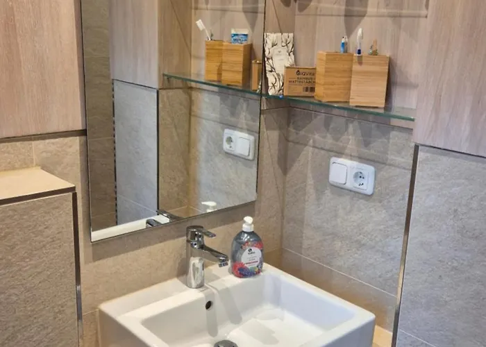 & Breeze Mit Terrasse *